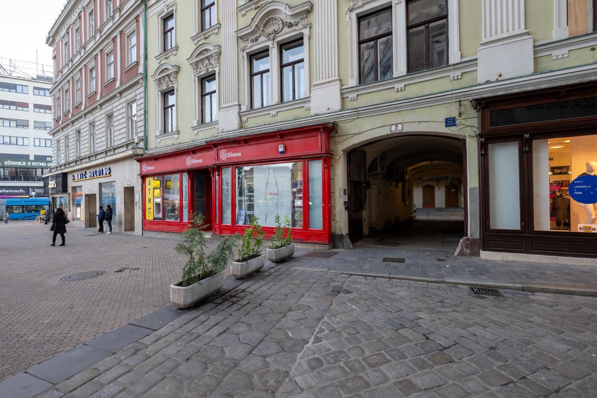 Mandina Studios On A Main Square ザグレブ エクステリア 写真